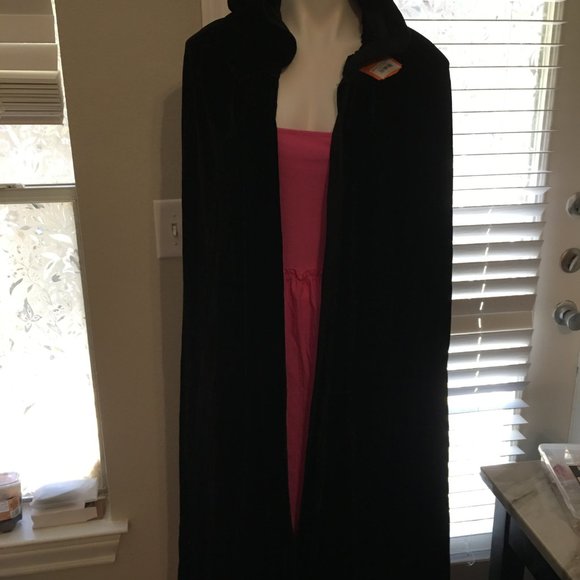Theater Cape, Vampire, Halloween, Costume It's  Unisex Hal1 - Picture 1 of 12
